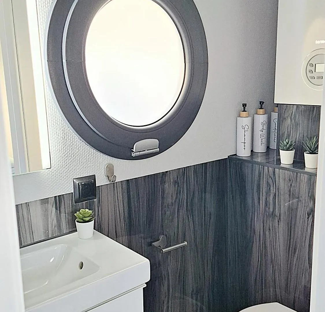 Alghero Houseboat Seabreeze 2 0*,